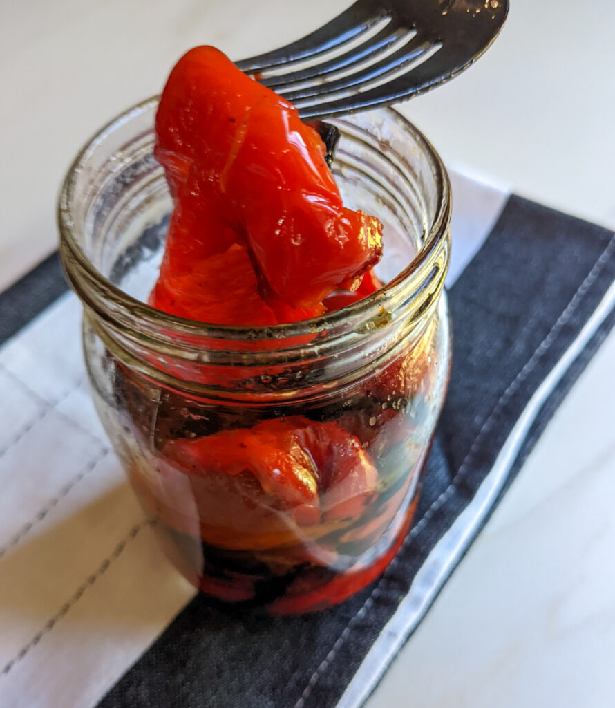 roasted red pepper in jar