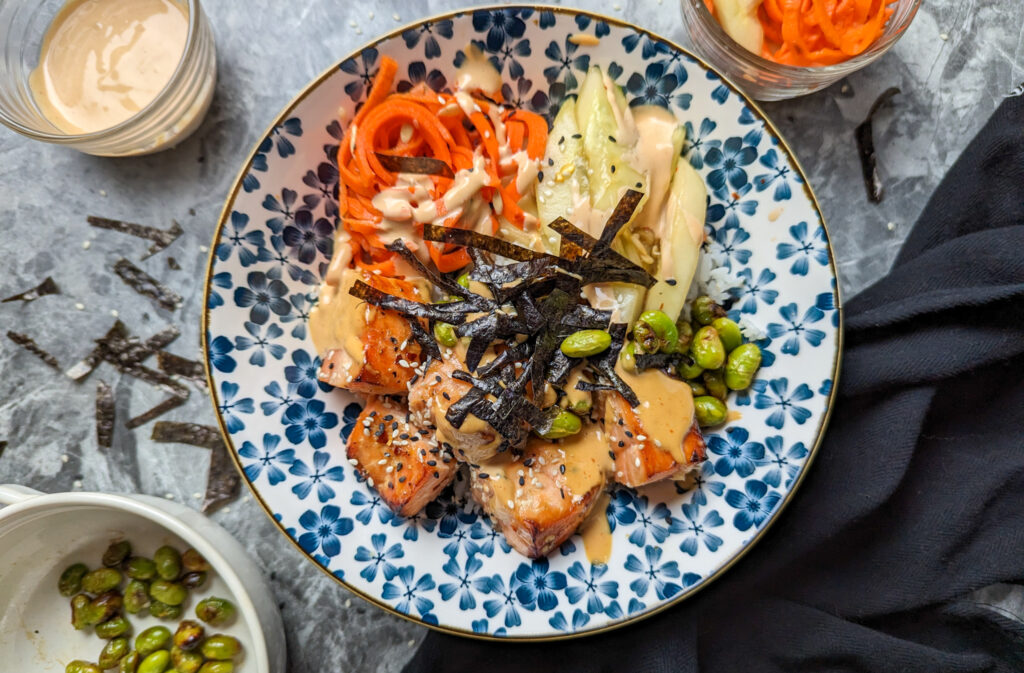 Roasted spicy salmon bowl with edamame