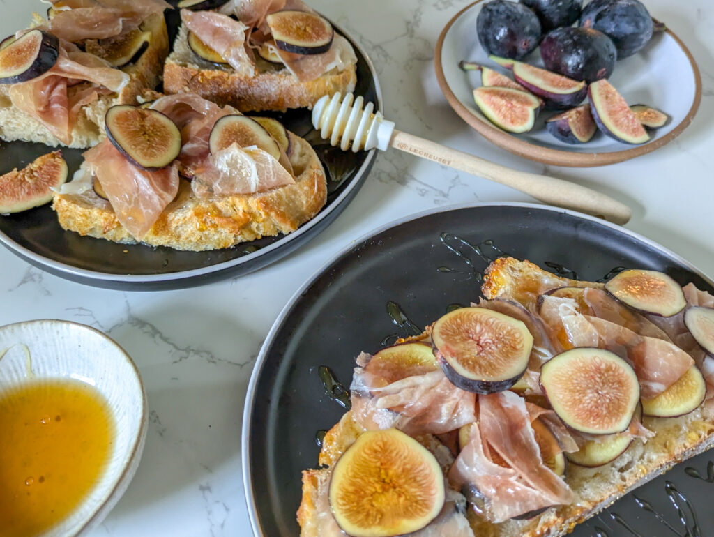 Fig Cheddar and Prosciutto Toast