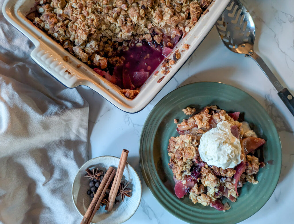 Apple and Blackberry Crisp