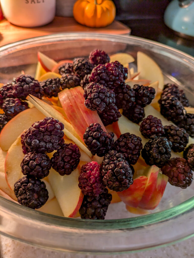 Apple and Blackberry Crisp